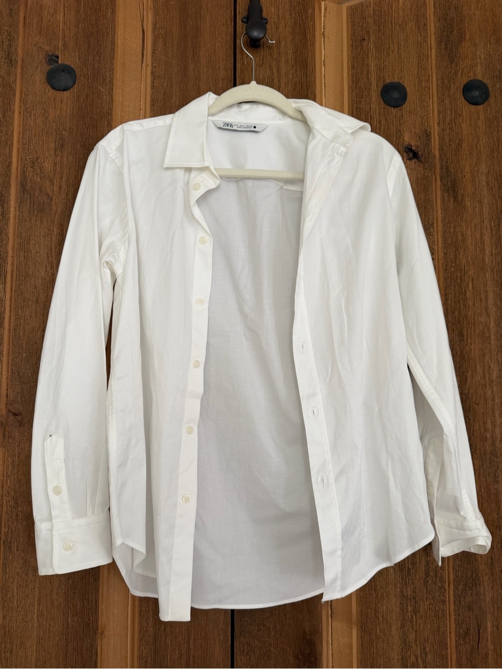 NWOT women White Dress Shirt - Classic Button-Up